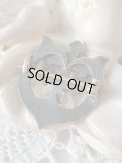 画像4: 【ルルドの聖母】【馬蹄とロレーヌ十字透かしブローチ】フランス・アンティーク＆ヴィンテージ聖品