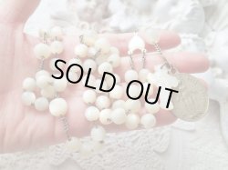 画像8: 【白蝶貝大珠】【白蝶貝レリーフ彫刻クロスと聖母無原罪の御宿り信心会メダイ】フランス・アンティーク＆ヴィンテージロザリオ