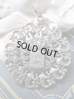 画像3: 【透かし大判ペンダント】【ジェラールメ紋章】フランス・アンティーク＆ヴィンテージ品