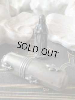 画像11: 【ミニ聖母像入りフルールドリス文様ネジ式ケース】【ルルドの聖母ND頭文字】フランス・アンティーク＆ヴィンテージ聖品