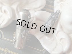 画像9: 【ミニ聖母像入りフルールドリス文様ネジ式ケース】【ルルドの聖母ND頭文字】フランス・アンティーク＆ヴィンテージ聖品