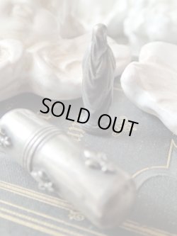 画像12: 【ミニ聖母像入りフルールドリス文様ネジ式ケース】【ルルドの聖母ND頭文字】フランス・アンティーク＆ヴィンテージ聖品