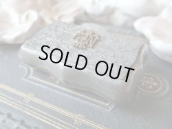 画像3: 【ノートルダム頭文字NDモノグラム】【アラベスク文様ピューター製ピルケース】フランス・アンティーク＆ヴィンテージ品