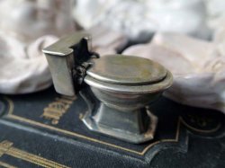 画像3: 【ヴィンテージシルバーミニチュア】【洋式便器型チャーム】イギリス・アンティーク＆ヴィンテージ品