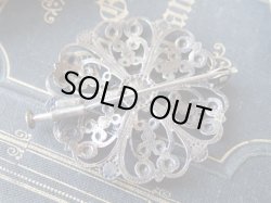 画像6: 【フランス王フランソワ1世紋章王冠とサラマンダー】【透かし細工ブローチ】フランス・アンティーク品