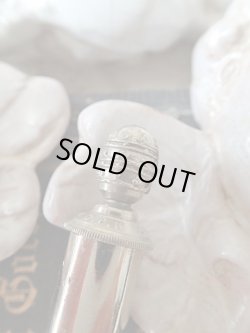 画像11: 【携帯用教皇冠デザイン灌水棒】【セーム革がま口ケース付き】【聖レミギウス】フランス・アンティーク＆ヴィンテージ聖品