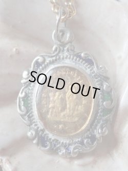 画像2: 【シルバー製額縁風装飾枠】【両面ガラス嵌め込みジェムメダイ】【ラ・サレットの聖母】フランス・アンティーク＆ヴィンテージメダイ