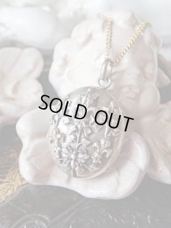 画像2: 【フルールドリスと植物と蜂装飾】【シルバー鍍金ロケット】フランス・アンティーク＆ヴィンテージ品