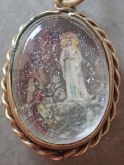 画像7: 【両面ガラス嵌め込みジェムメダイ】【ルルドの聖母】【聖テレーズ】フランス・アンティーク＆ヴィンテージメダイ