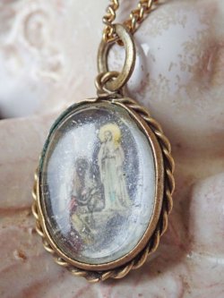 画像3: 【両面ガラス嵌め込みジェムメダイ】【ルルドの聖母】【聖テレーズ】フランス・アンティーク＆ヴィンテージメダイ