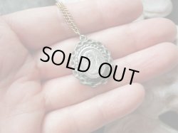 画像13: 【シルバー製チェーン風飾り枠ミニルリケール】【聖遺物】【ルルドの聖母とフルールドリス】フランス・アンティーク＆ヴィンテージ品