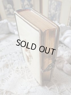 画像8:  【象牙風セルロイド透かしクロスとターコイズブルーベルベット装丁】【1878年】ドイツ・アンティーク＆ヴィンテージ聖品