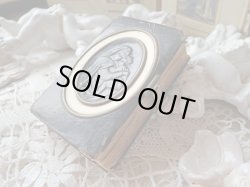 画像9: 【黒革と象牙風セルロイド装丁】【ラファエロ小椅子の聖母】【1880年】イタリア・アンティーク＆ヴィンテージ聖品