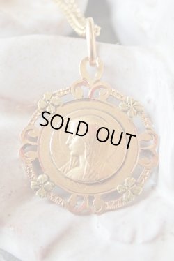 画像2: 【K18イエローゴールドメダイ】【透かし枠に聖母】【1942年】【1.2g】フランス・アンティーク＆ヴィンテージメダイ