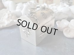 画像2: 【ブルターニュ紋章と聖アンナ頭文字SA】【サンタンヌドーレーのジュエリーボックス】フランス・アンティーク＆ヴィンテージ品