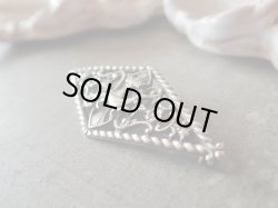 画像6: 【アンヌ・ド・ブルターニュ紋章エルミーヌ】【菱形透かしブローチ】フランス・アンティーク＆ヴィンテージ品