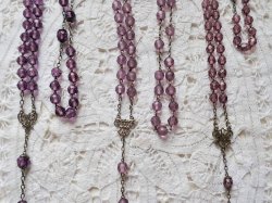 他ロザリオとの比較（右端です）