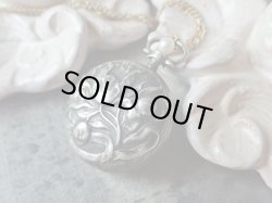 画像3: 【19世紀末から20世紀初頭】【アールヌーヴォー】【猛禽類と芍薬のポルトルイドール】フランス・アンティーク＆ヴィンテージ品