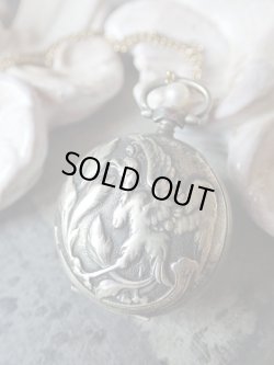 画像2: 【19世紀末から20世紀初頭】【アールヌーヴォー】【猛禽類と芍薬のポルトルイドール】フランス・アンティーク＆ヴィンテージ品