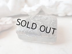 画像3: 【アンヌ・ド・ブルターニュ紋章エルミーヌとエルミーヌ・プラン】【プードリエール（パウダーケース）】フランス・アンティーク＆ヴィンテージ品