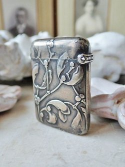 画像4: 【1900年代初期ヴェスタケース】【シルバー製】【ヤドリギ】フランス・アンティーク＆ヴィンテージ品