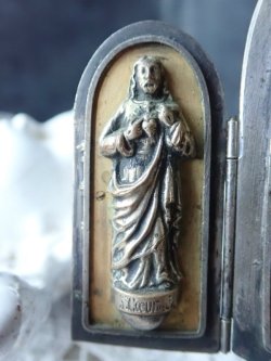 画像9: 【携帯用ミニ三連祭壇兼聖水盤】【ルルドの聖母/イエスの御心/聖アントニオ】フランス・アンティーク＆ヴィンテージ聖品