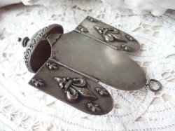 画像20: 【携帯用ミニ三連祭壇兼聖水盤】【ルルドの聖母/イエスの御心/聖アントニオ】フランス・アンティーク＆ヴィンテージ聖品