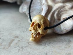 使用例参考　紐は撮影用小物です。付属品ではありません。