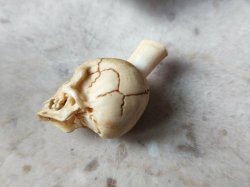 画像23: 【店主コレクション放出品10】ネックレス/根付用着脱可能頚椎付（3×1.6mm楕円穴）髑髏【好々爺頚椎付髑髏根付】牙製 髑髏作家服部・髑髏根付・提げ物・彫刻・その他髑髏作品