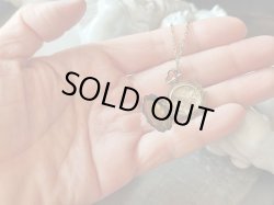 画像16: 【19世紀末】【ミニチュアサイズのシルバー製ロケット】【懐中時計風デザイン】フランス・アンティーク＆ヴィンテージ品