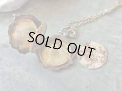 画像13: 【19世紀末】【ミニチュアサイズのシルバー製ロケット】【懐中時計風デザイン】フランス・アンティーク＆ヴィンテージ品