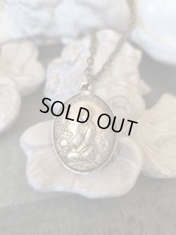 画像2: 【マグダラのマリア】【サントボームの洞窟】【4人の天使に天に運ばれるマグダラのマリア】【真鍮製】フランス・アンティーク＆ヴィンテージメダイ