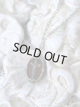 【カーネリアン嵌め込みシルバー製ミニルリケール風ロケット】【キリスト磔刑十字架と勝利の聖母】フランス・アンティーク＆ヴィンテージ聖品