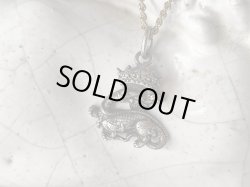 画像2: 【フランス王フランソワ1世紋章サラマンダー】【紋章ミニチャーム】フランス・アンティーク＆ヴィンテージ品