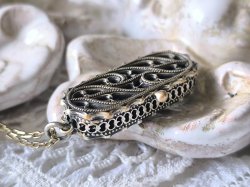 画像11: 【聖堂薔薇窓風透かしトレーサリー】【ミニ聖像ケースペンダント】フランス・アンティーク＆ヴィンテージ聖品