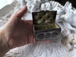 画像18: 先行ご予約可能品1　エルミーヌとブルターニュ紋章のジュエリーボックス