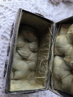 画像15: 先行ご予約可能品1　エルミーヌとブルターニュ紋章のジュエリーボックス