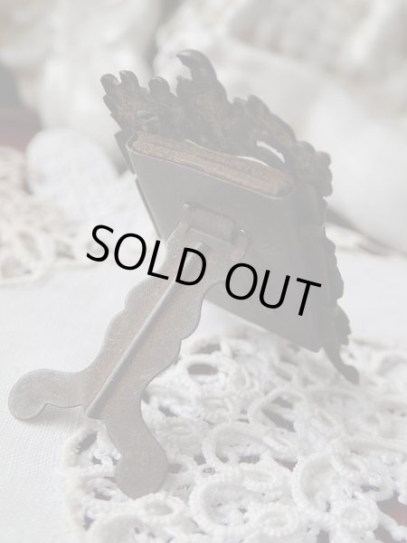 画像3: 【店長の希少個人コレクション放出品】【ブロンズ聖母ご絵スタンド】イタリア・アンティーク＆ヴィンテージ聖品 (3)