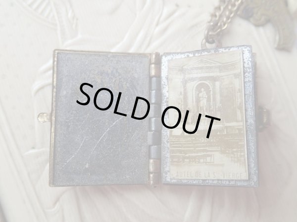 画像5: 【サントジュヌヴィエーヴ】【空色エナメルブック型チャーム】フランス・アンティーク＆ヴィンテージ聖品 (5)