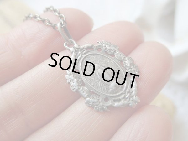 画像5: 【花と植物模様透かし縁飾りシルバー】【無原罪の聖母】フランス・アンティーク＆ヴィンテージメダイ (5)