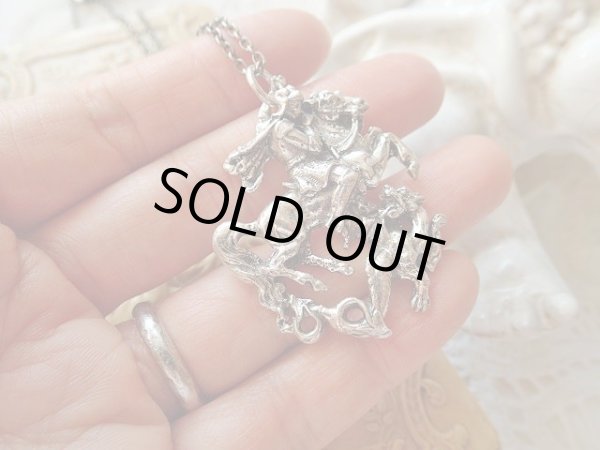 画像5: 【聖ジョルジョ（ゲオルギウス）】【半立体レリーフ状ペンダントトップ】フランス・アンティーク＆ヴィンテージ聖品 (5)