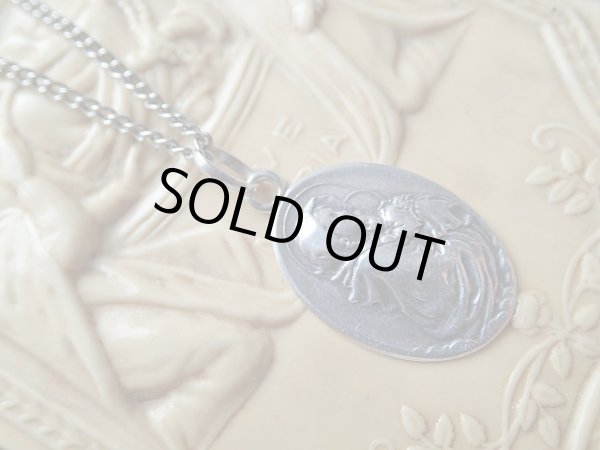 画像4: 【シルバー聖母子】【イニシャルS.R1911年】イタリア・アンティーク＆ヴィンテージメダイ (4)