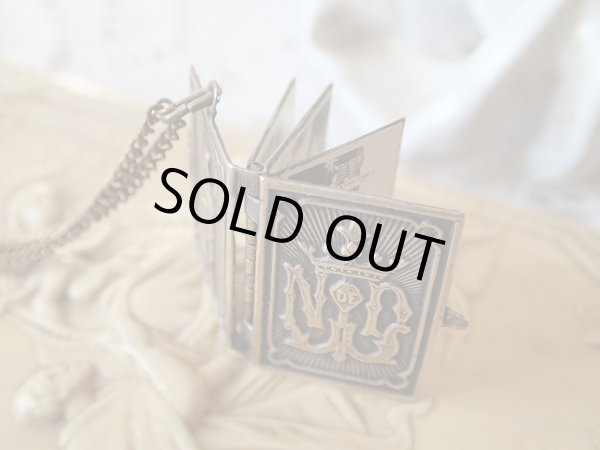 画像5: 【ノートルダム頭文字ブック型チャーム】【聖地ルルド風景ミニ白黒写真】フランス・アンティーク＆ヴィンテージ聖品 (5)