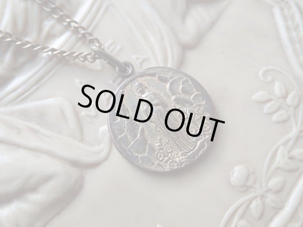 画像4: 【ルルドの聖母】【金鍍金】フランス・アンティーク&ヴィンテージメダイ (4)