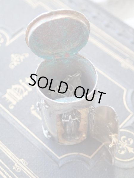 画像9: 【隠し扉聖像付ケース】【ノートルダム頭文字蓋フルールドリス文様】【ロザリオとセット】フランス・アンティーク＆ヴィンテージ聖品 (9)