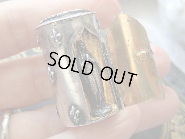 画像5: 【隠し扉聖像付ケース】【ノートルダム頭文字蓋フルールドリス文様】【ロザリオとセット】フランス・アンティーク＆ヴィンテージ聖品 (5)