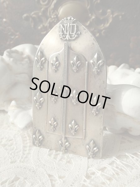 画像3: 【観音開き携帯用小祭壇】【フルールドリス文様ルルドの聖母】フランス・アンティーク＆ヴィンテージ聖品 (3)