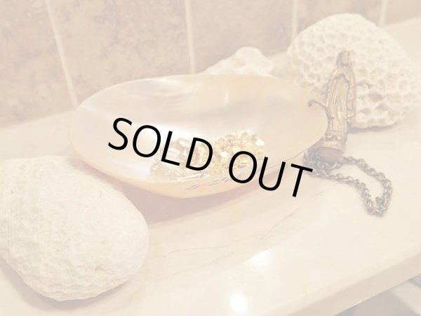 画像13: 【ルルドの聖母巡礼者用白蝶貝製聖水汲み器】【落下防止クリップチェーン付】フランス・アンティーク＆ヴィンテージ聖品 (13)