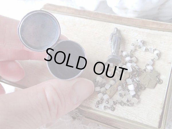 画像7: 【ノートルダム頭文字蓋フルールドリス文様ケース】【ロザリオ＆ルルドの聖母像お祈りセット】フランス・アンティーク＆ヴィンテージ聖品 (7)