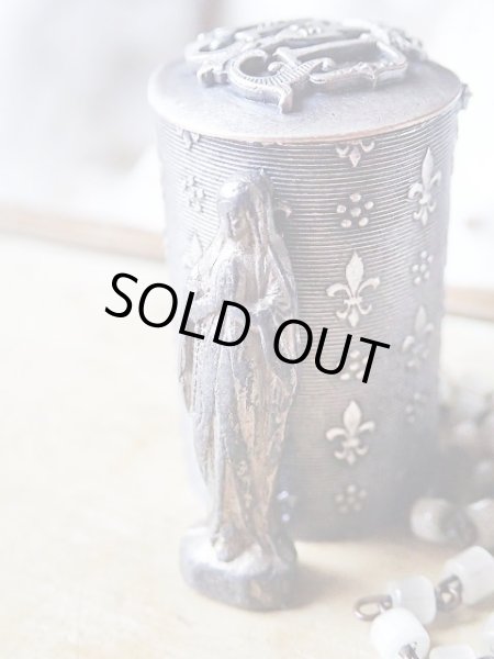 画像10: 【ノートルダム頭文字蓋フルールドリス文様ケース】【ロザリオ＆ルルドの聖母像お祈りセット】フランス・アンティーク＆ヴィンテージ聖品 (10)